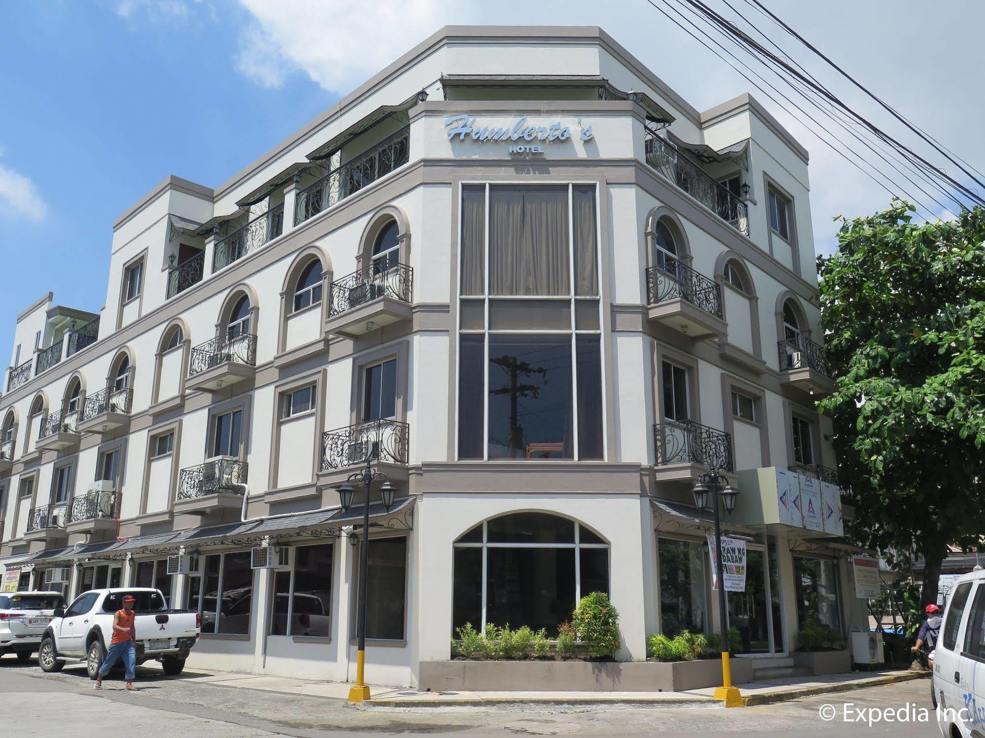 Oyo 414 Humberto'S Hotel Davao City Esterno foto